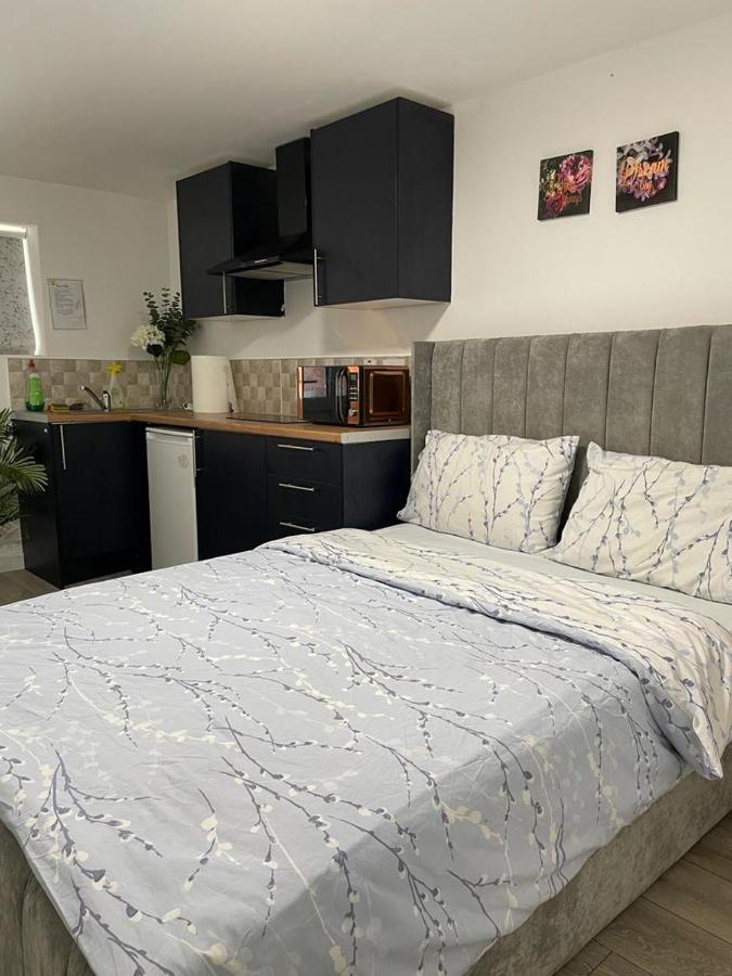 Brand New Studio Apartment With Beautiful Kitchen-Close To Liverpool City Centre Ngoại thất bức ảnh